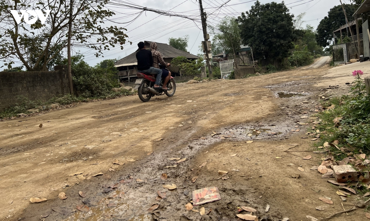 Con đường nắng bụi, mưa lầy ở phường Trung Tâm, tỉnh Lào Cai